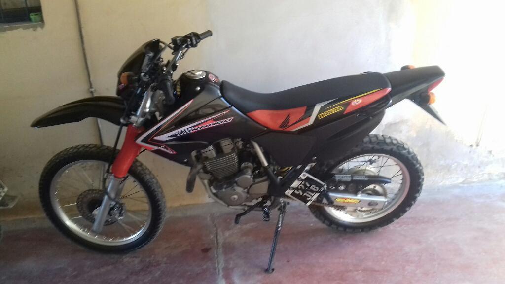 Vendo Honda Tornado Mod 2013