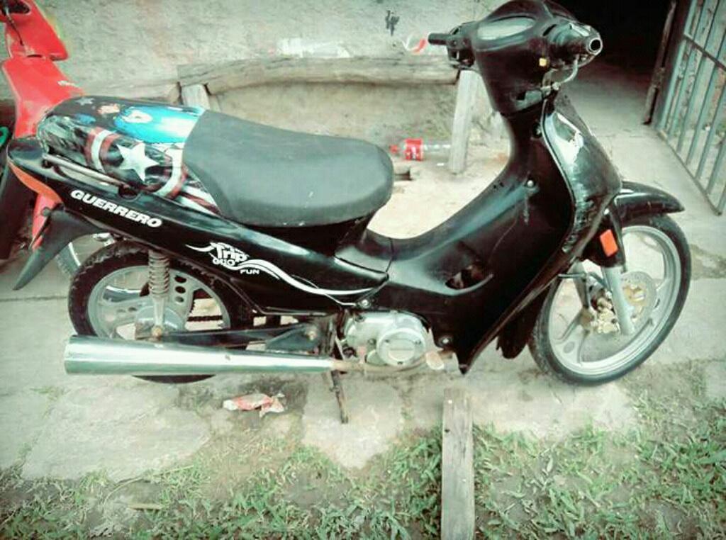 Vendo moto 110