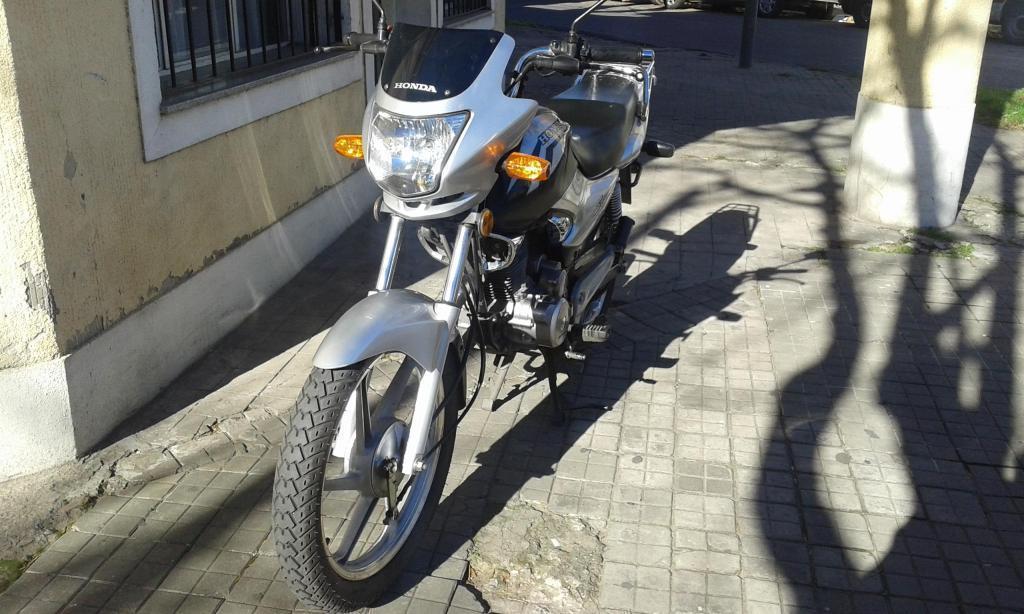 Vendo Honda Storm 2009