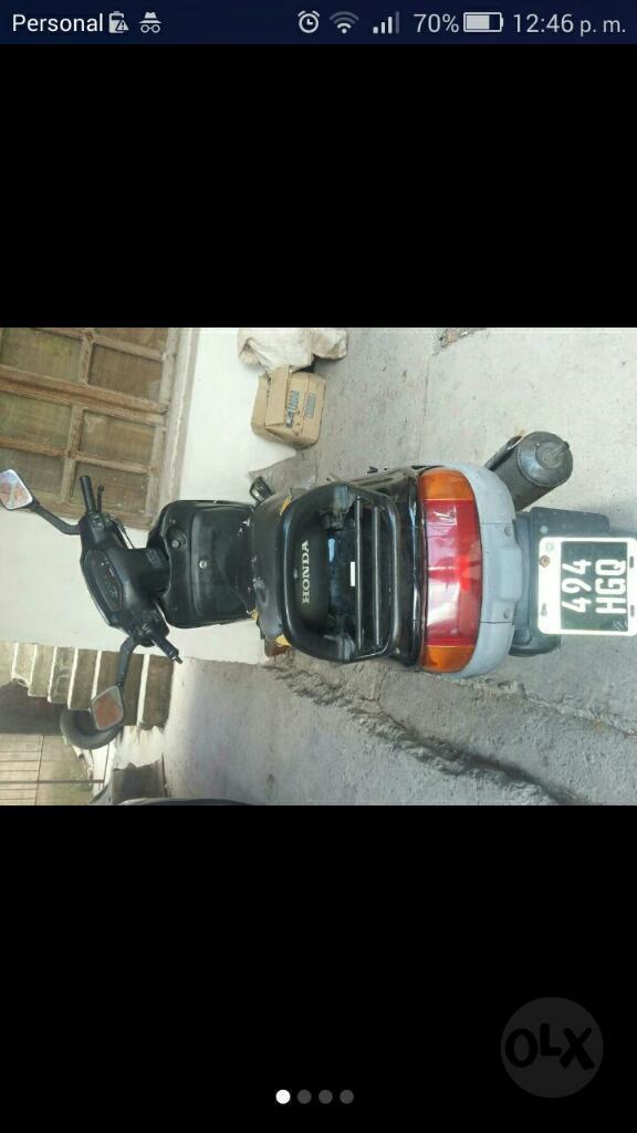 Moto Honda Marvel Scooter