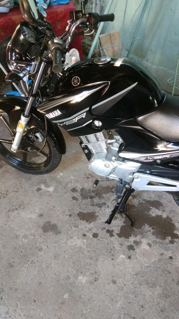 Vendo O Permuto por Cg 150 en Buen Estad