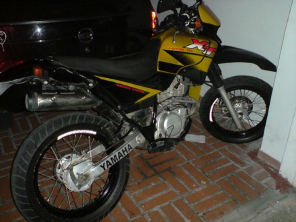 Yamaha Xt 225
