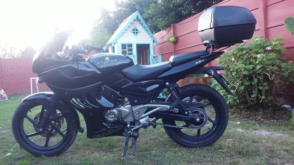 Bajaj Rouser 220f Racing Full Full