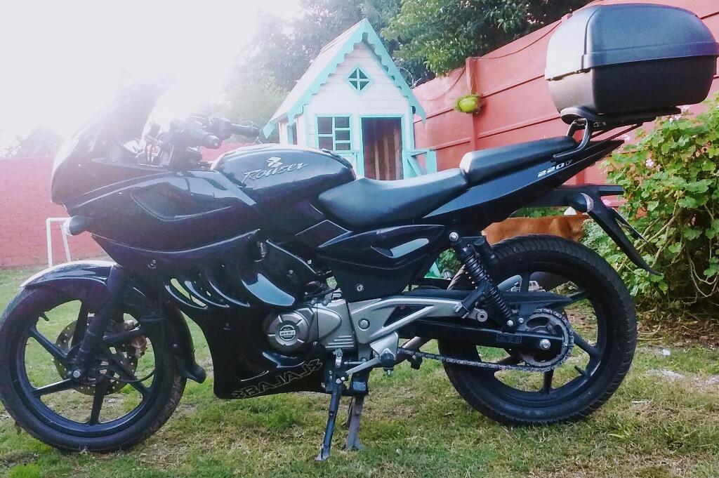 Bajaj Rouser 220f Racing Full Full