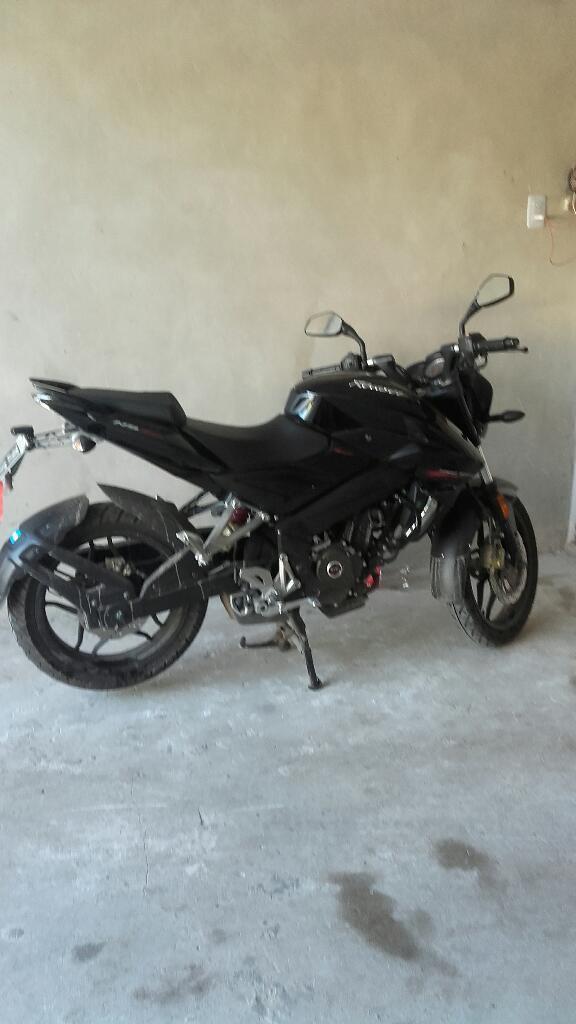 Bajaj Rouser Ns200