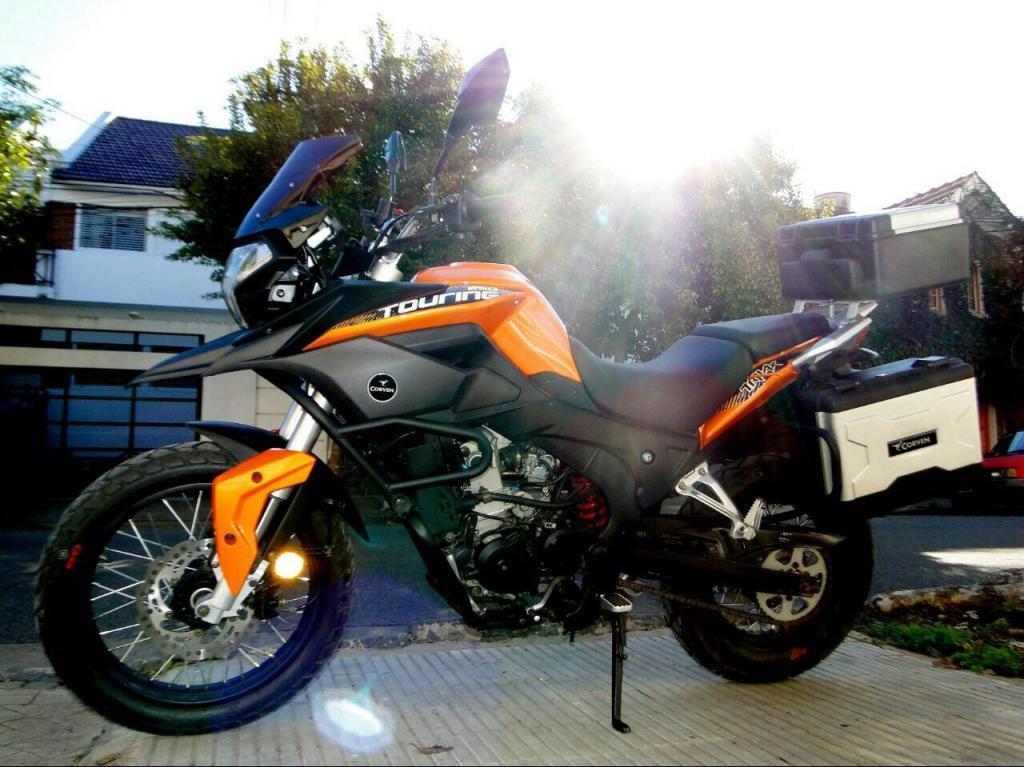 MOTO Corven Touring 250