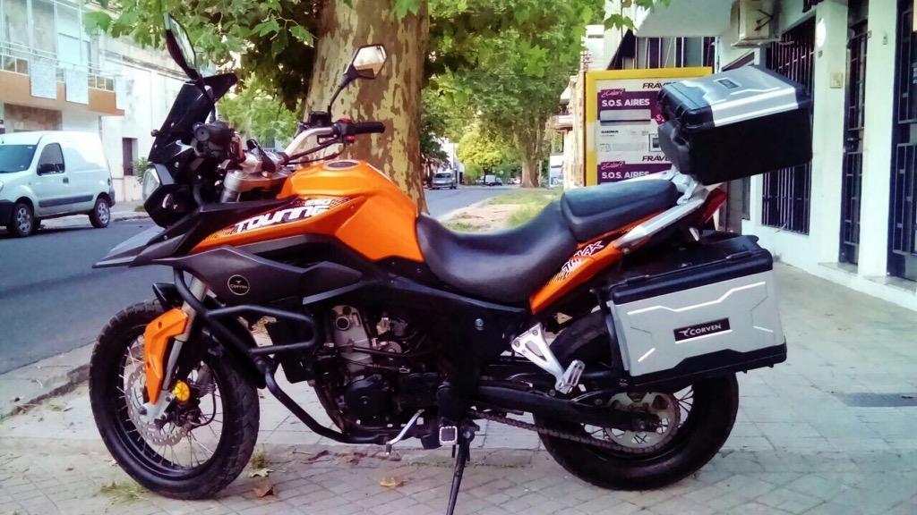 MOTO Corven Touring 250