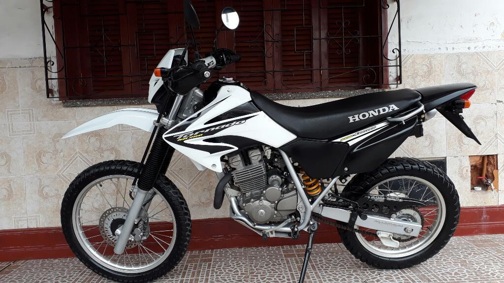 Honda Tornado 250c 2013 con 6000km