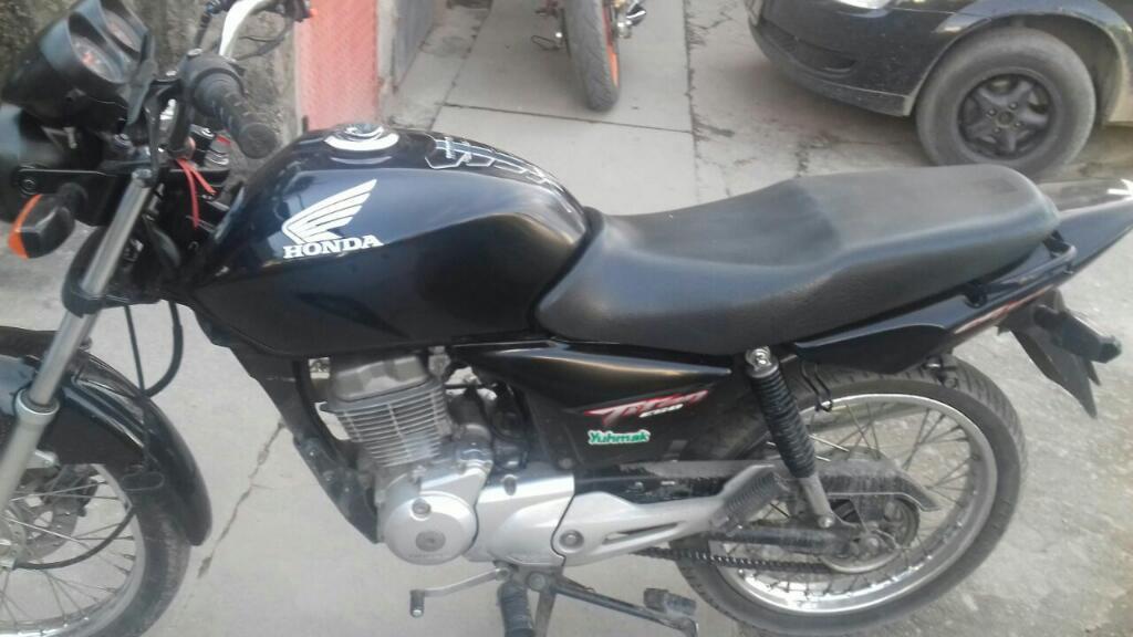 Vendo Titan 2013 Impecable!!!