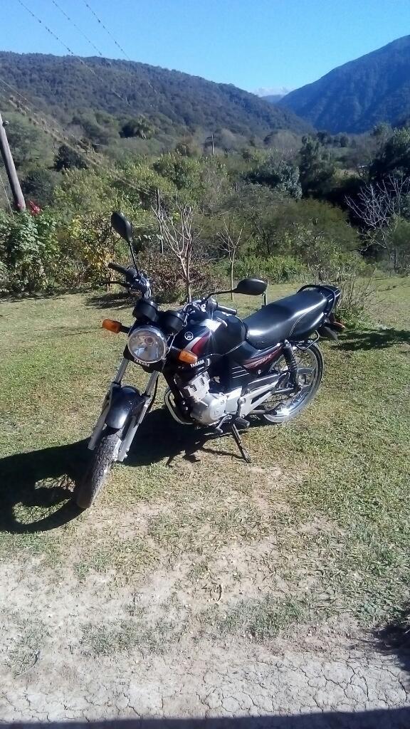 Vendo Yamaha 125 en Muy Buen Estado