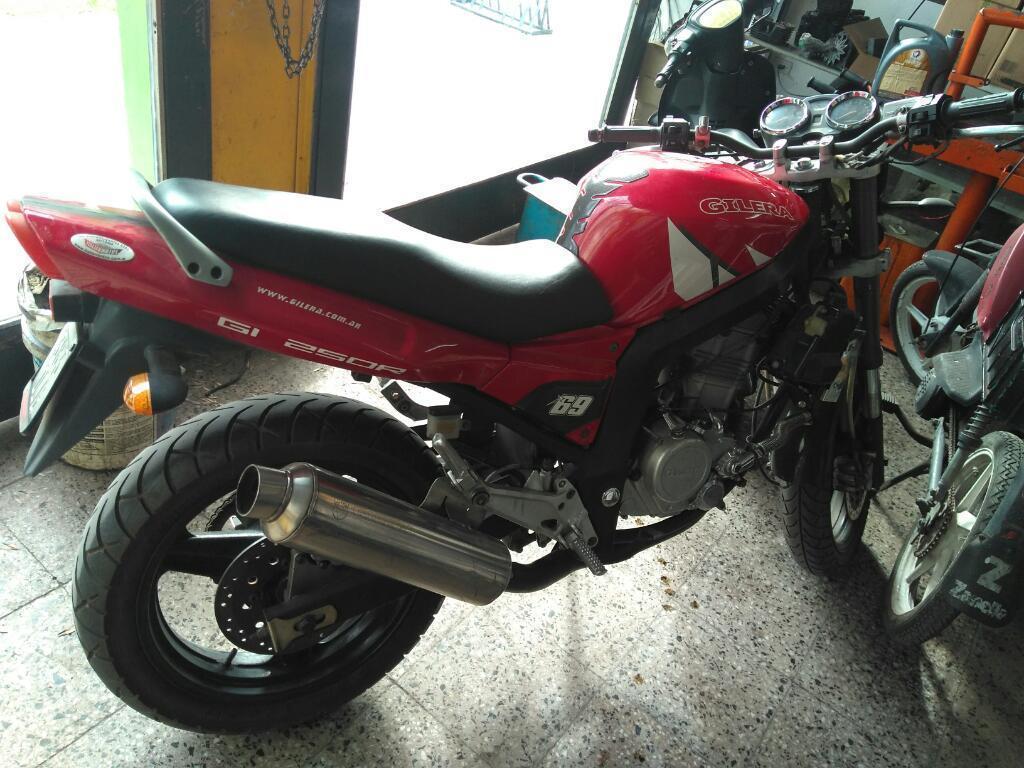Vendo Gilera G1 250 R Mod 2012