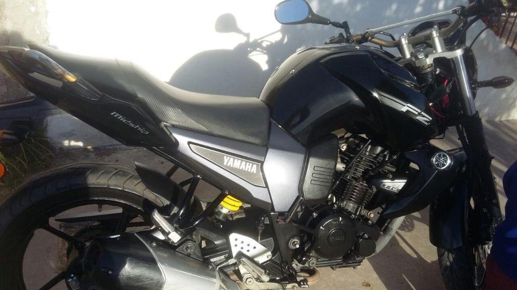 VENDO O PERMUTO FZ 16 2012