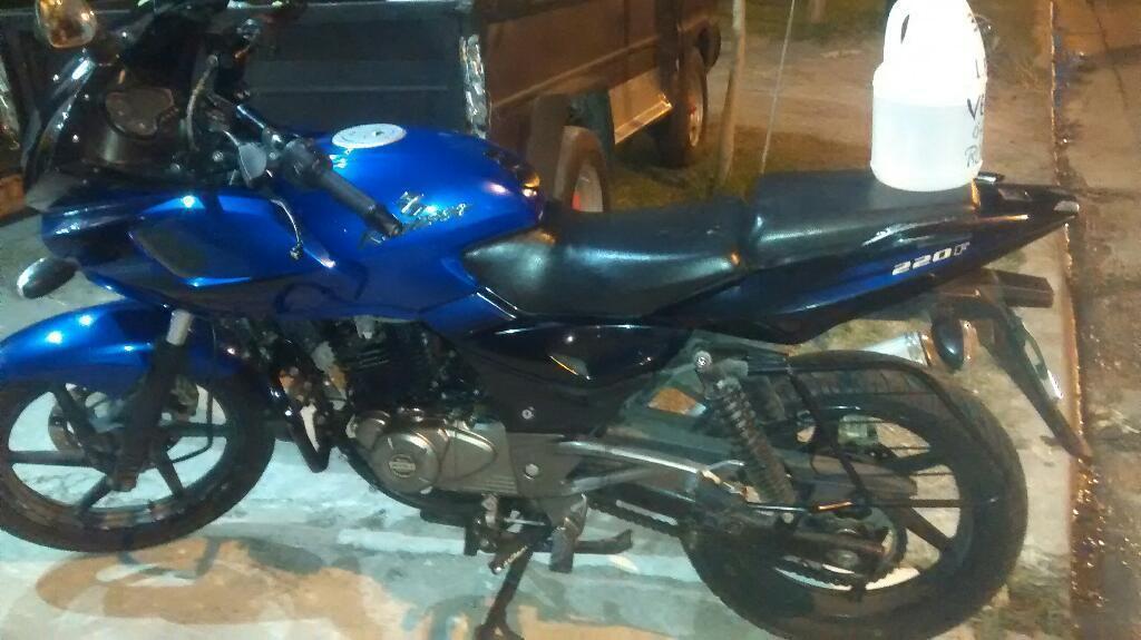 Vendo Rouser 220f Mod 2013