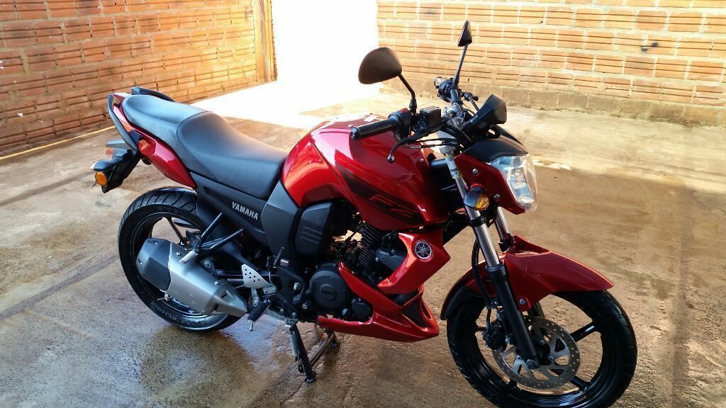 Vendo O Permuto Yamaha Fz