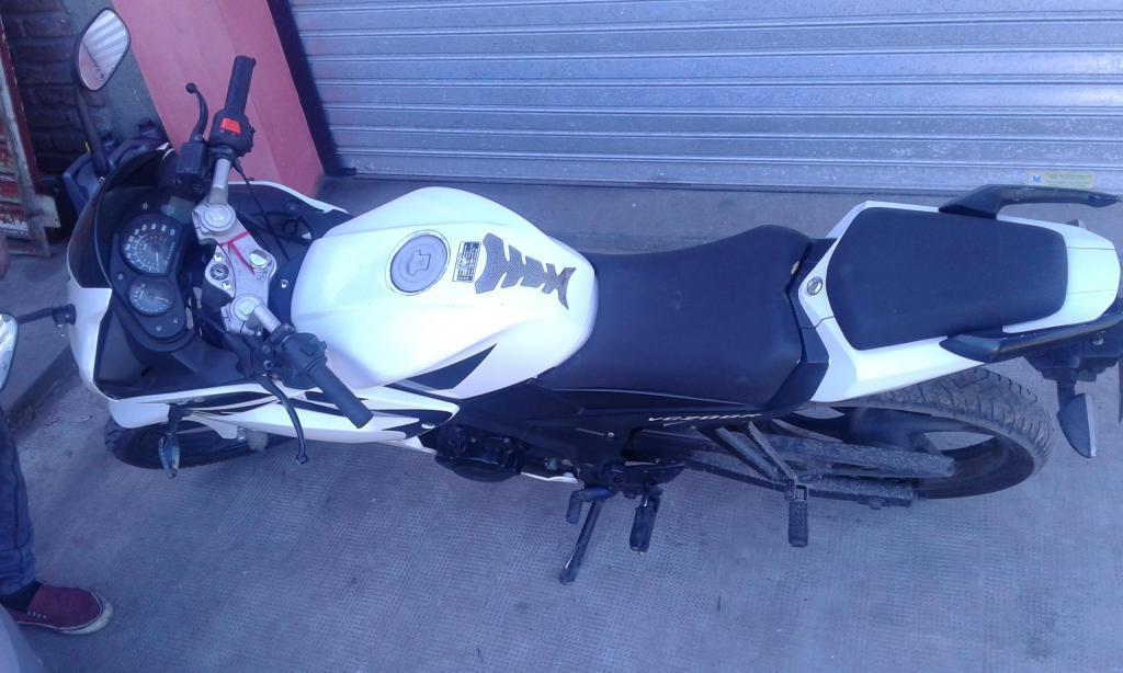 vendo o permuto gilera 200