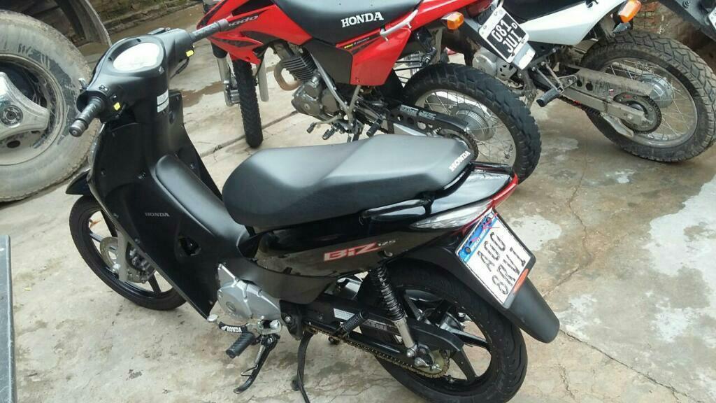 Vendo Honda Biz O Permuto por Moto Titan