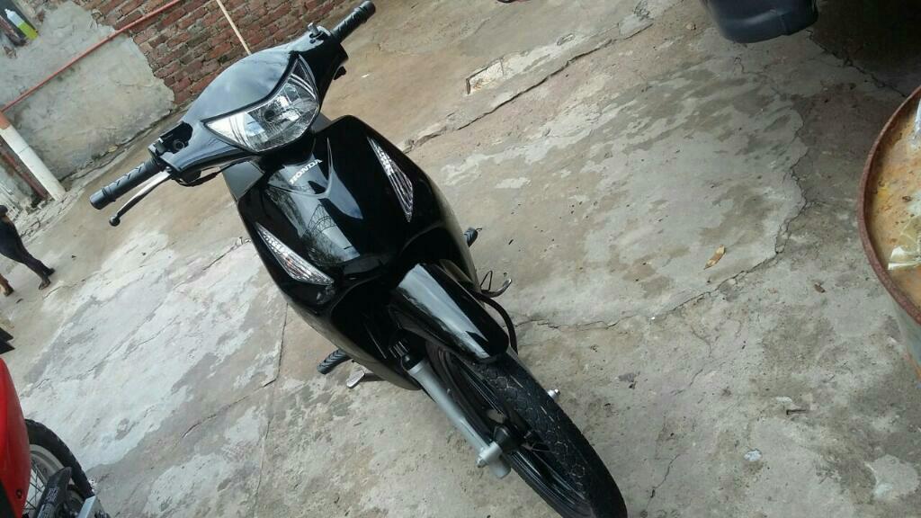 Vendo Honda Biz O Permuto por Moto Titan