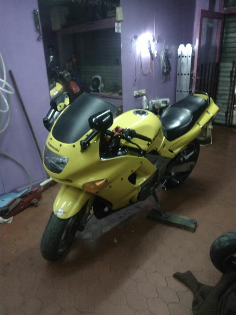 Vendo Zx6 94