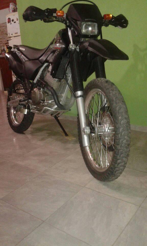 VENDO HONDA TORNADO 250 IMPECABLE