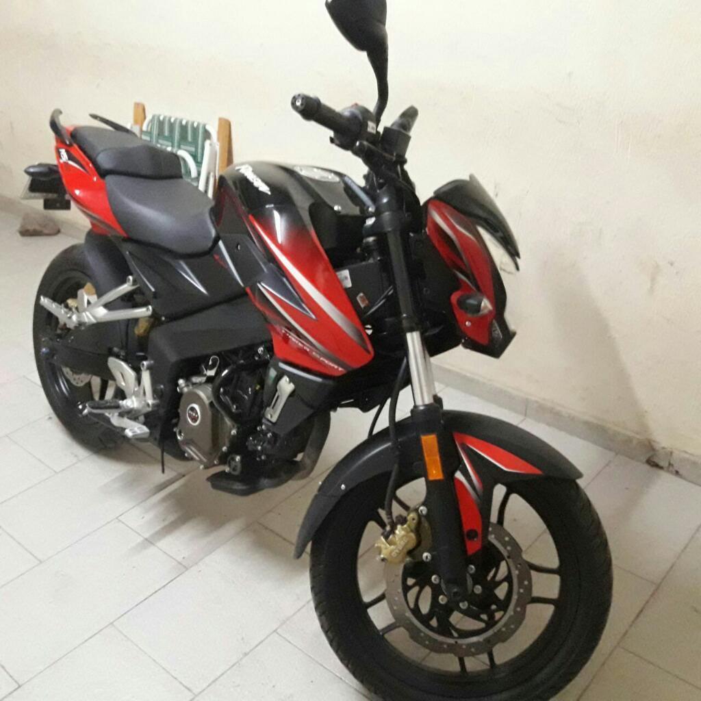 Rouser Ns 200