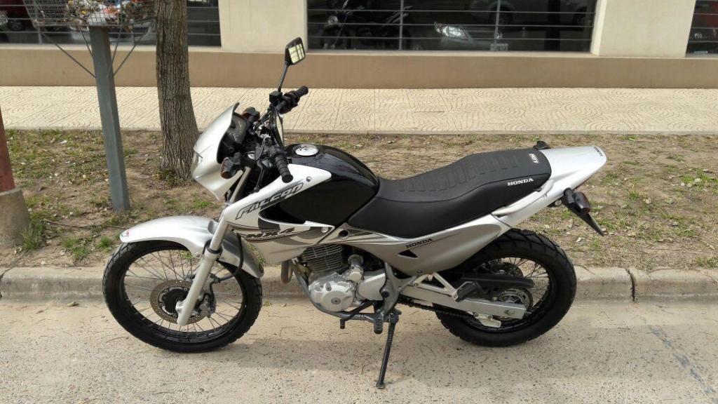 Honda Falcon 400 2011 18.000km impecable recibo menor valor