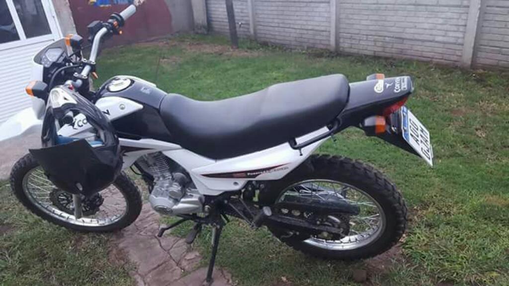 Vendo Moto Corven Triax 150cc 2016