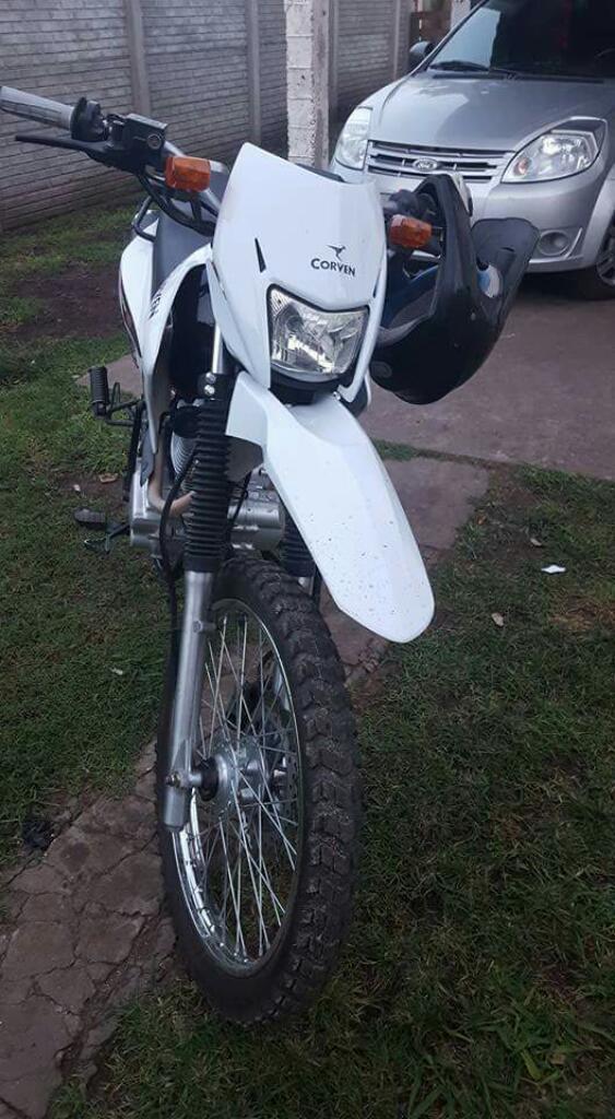 Vendo Moto Corven Triax 150cc 2016