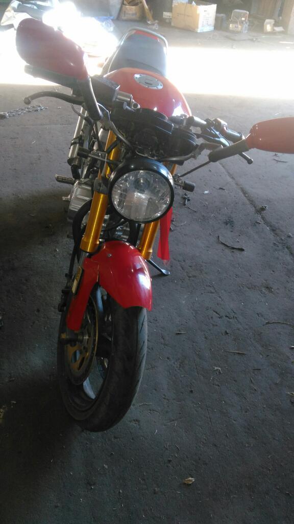 Vendo Moto en Buen Estado