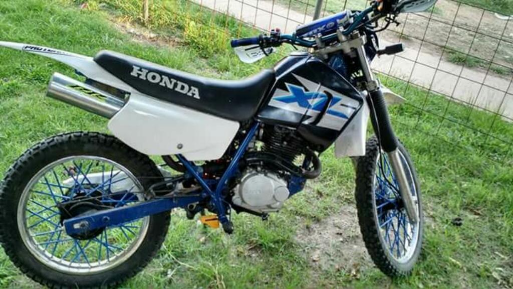 Vendo O Permuto Honda Xl 200 Recibo Moto