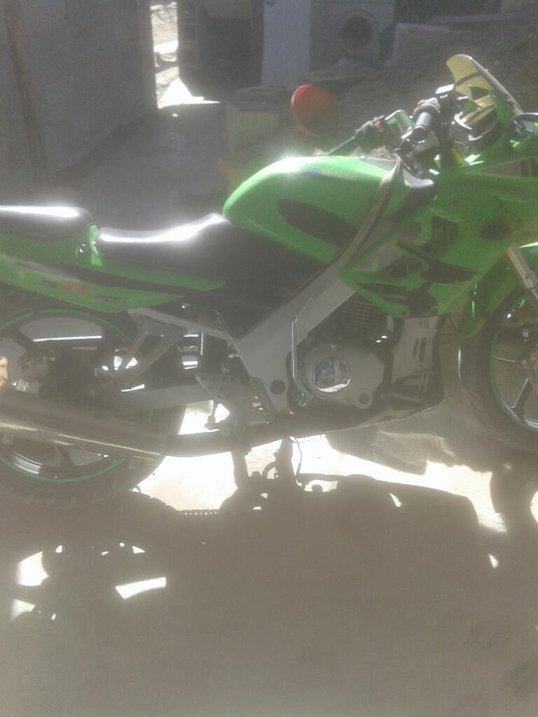 Vendo Motomel 200