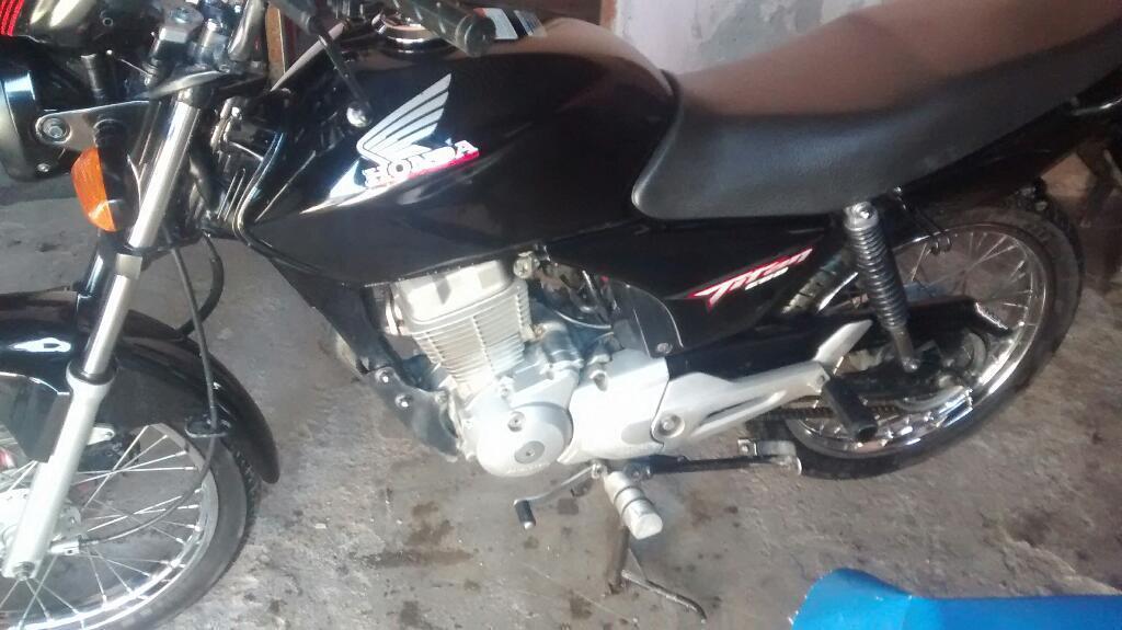 Vendo Cg 150 Modelo 2012 Inpecable
