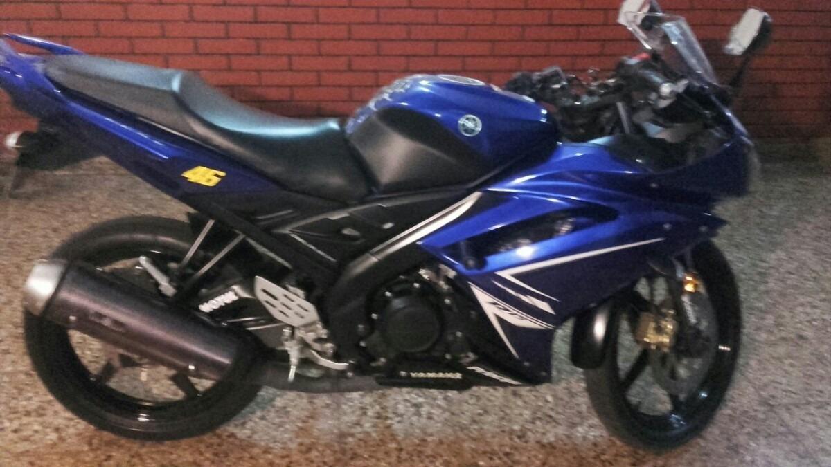 Yamaha R15 2012