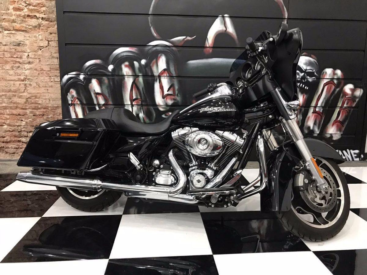 Harley Davidson Street Glide 2013 Negra Impecable!!!