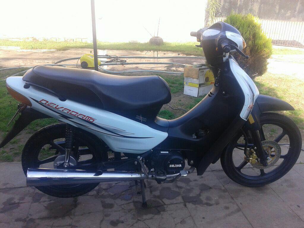 Vendo Moto Brava 110