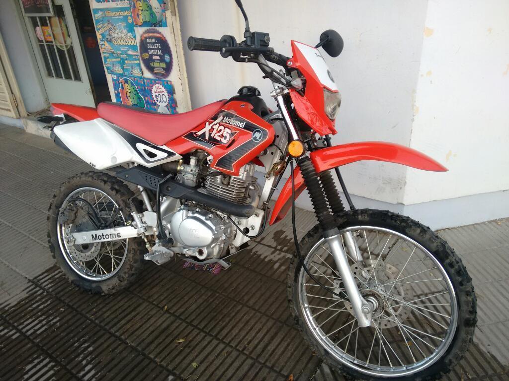 Vendo Moto Poco Uso