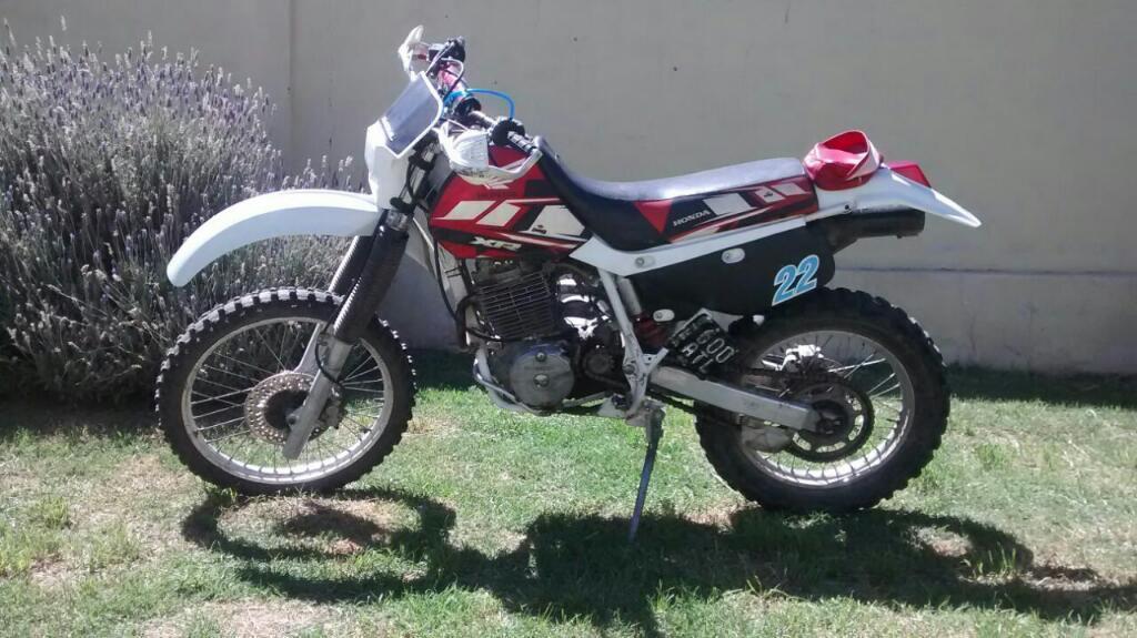 Vendo / Permuto Honda Xr 600r