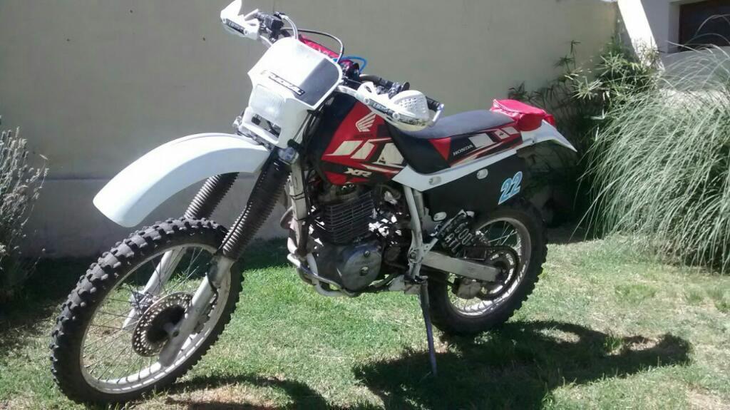 Vendo / Permuto Honda Xr 600r