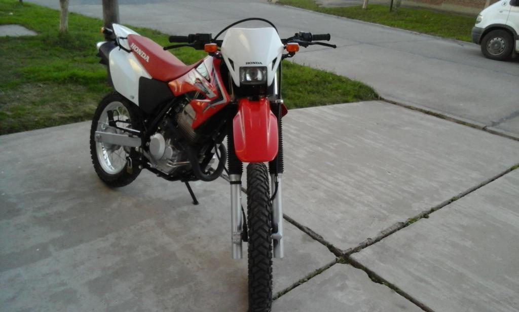 MOTO XR 250