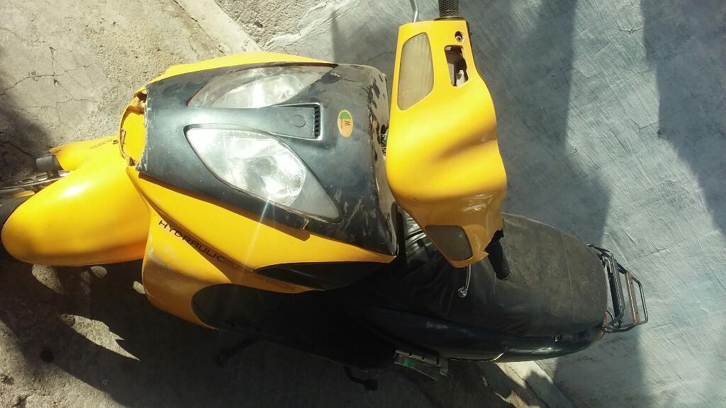 Vendo O Permuto Moto Momtomel 150