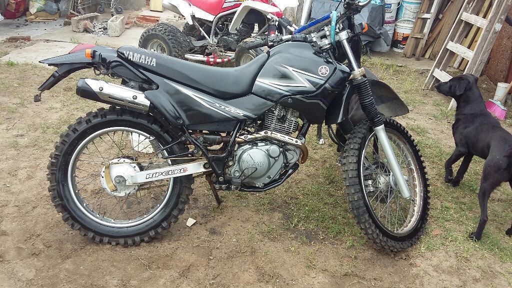 Yamaha Xt225