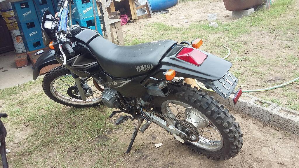 Yamaha Xt225