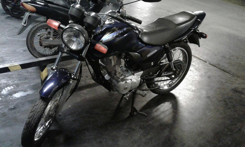 Vendo Cg Ks Titan 2004