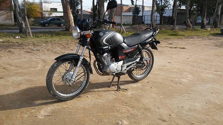 Yamaha Ybr 2013 Vtv al dia valor 25.000$ no bajo precio tel 02914290171 whatsapp ing. White