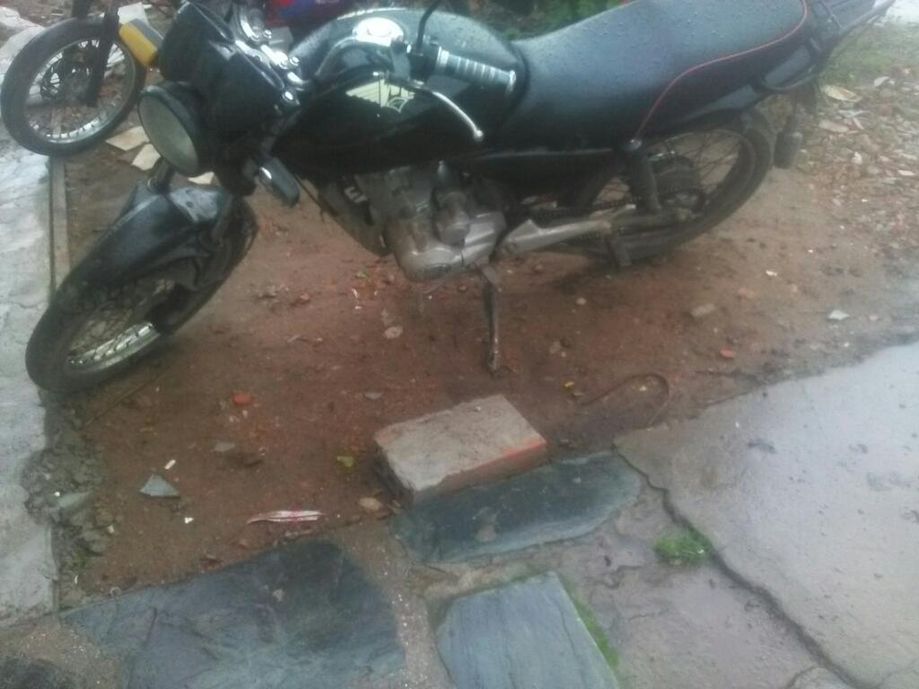 Vendo Moto Urgente!!!!