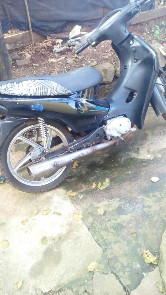 Vendo O Permuto por Otra Moto