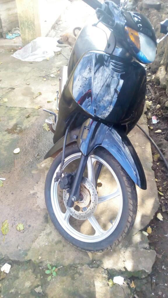 Vendo O Permuto por Otra Moto