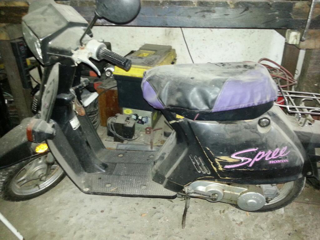 Scooter Honda Spree