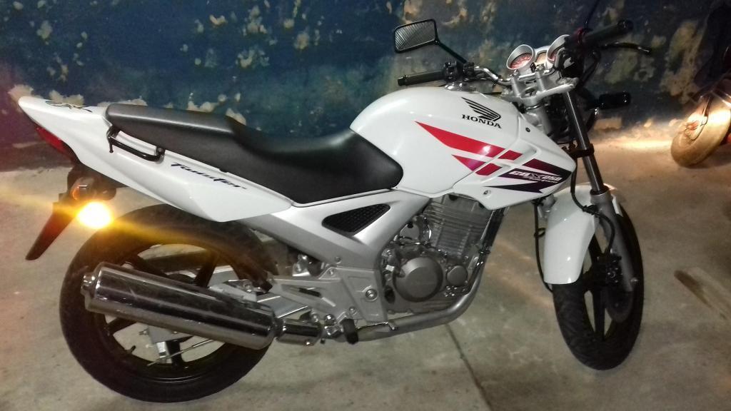 vendo honda twister