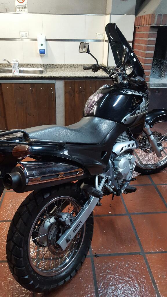 Vendo O Permuto Honda Falcon Nx 400