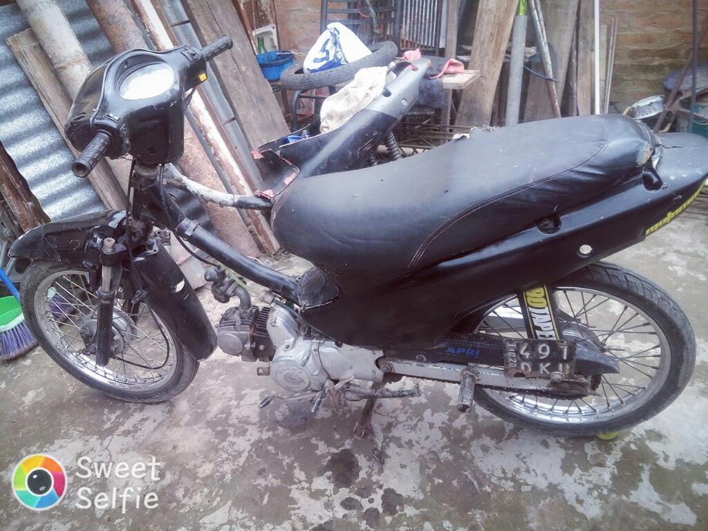 Vendo Moto Zb Modelo $2011 Asi Como Esta